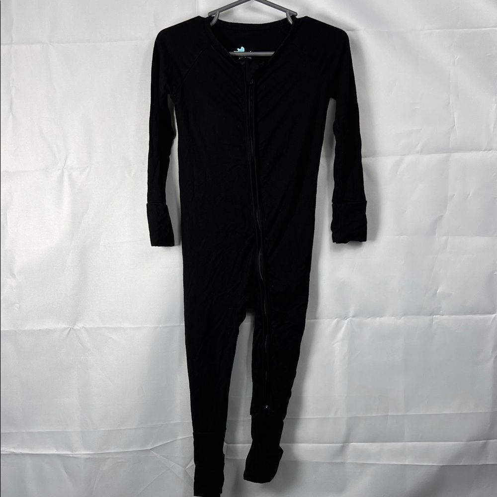 Little One Shop Black bamboo zippy sleeper size 18-24 months